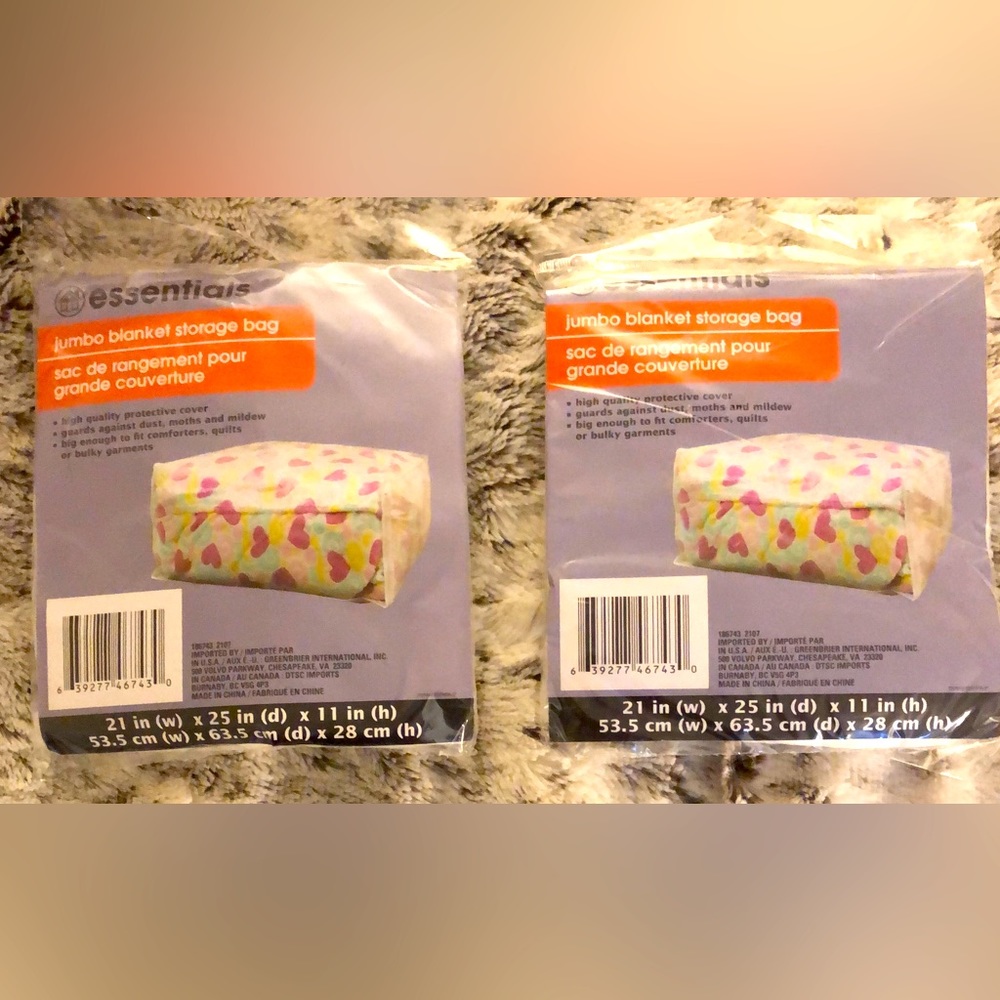 NWT 2 jumbo blanket storage bags